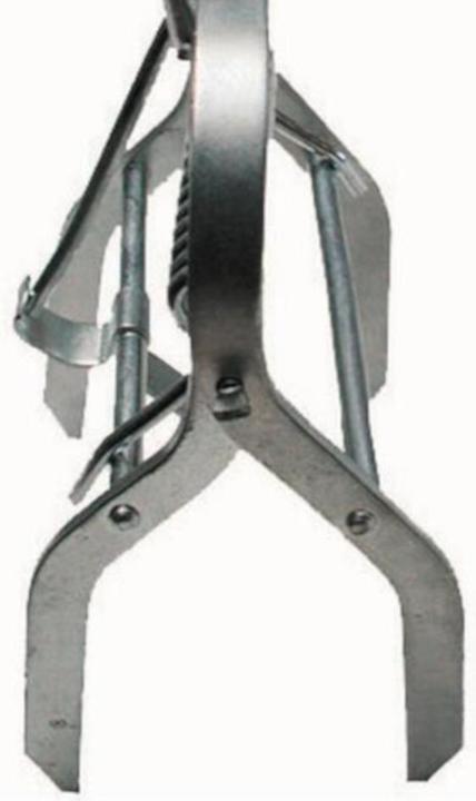 Actual product image Shots YANKEE vole trap