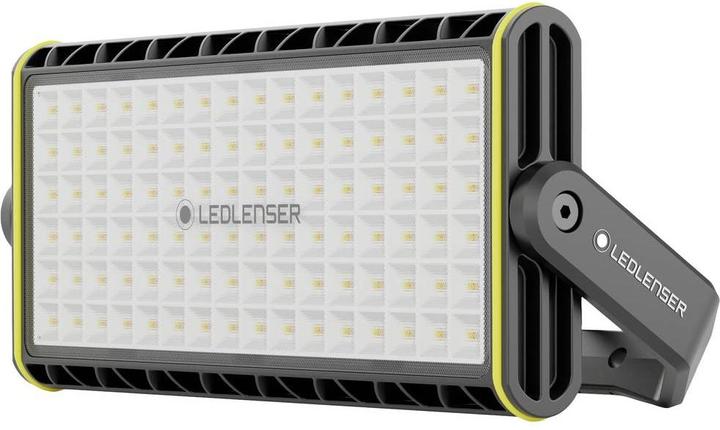 Ledlenser AF12R (8000 lm)