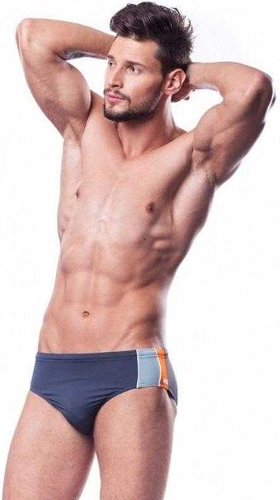 Dunkles Marineblau, Orange