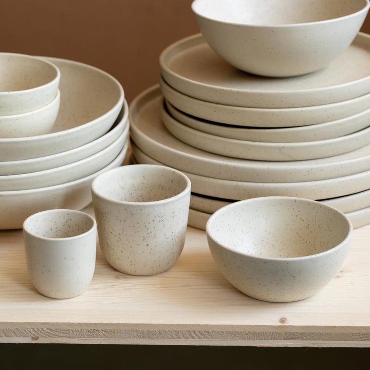 Actual product image Atelier Agave Tableware set complete 16-pieces Speckled Beige (16 pcs.)