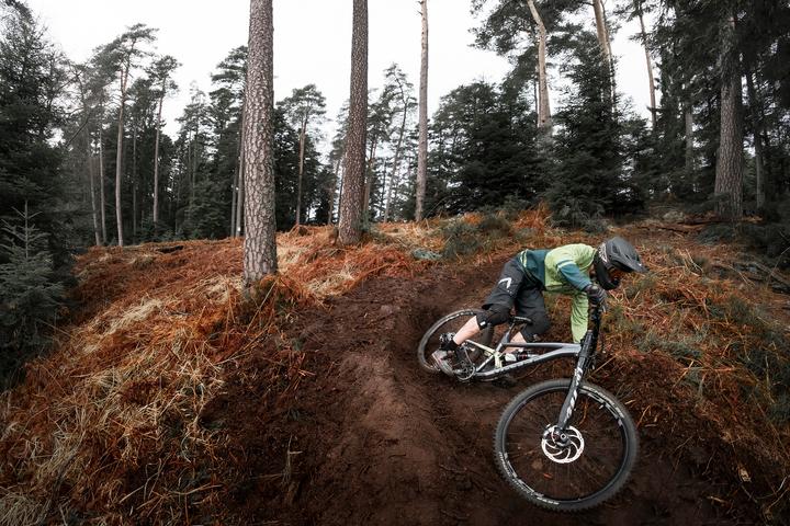 Actual product image Votec VD Elite - Downhill Fully 27.5" - grey/acid yellow (42 cm)