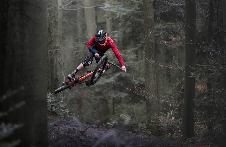 Actual product image Votec VE Comp - Enduro Fully 27.5" - blue/red (40 cm)