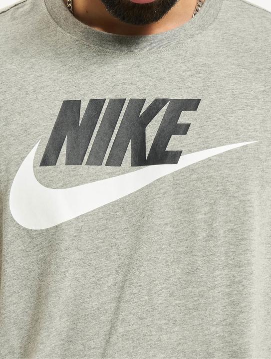 Actual product image Nike tee (S)