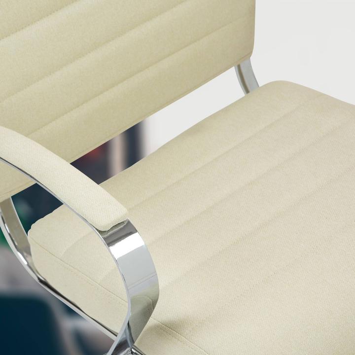 Actual product image CLP Oakland office chair, height-adjustable and swivelling