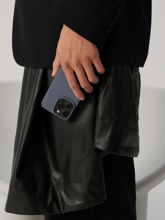 Actual product image Nudient Back Cover Thin Case Magsafe (Apple iPhone 15 Pro Max)