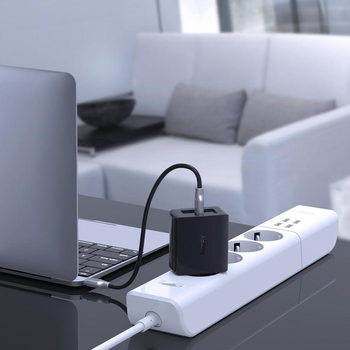 Produktbild Aukey Pa-Y8 (27 W)
