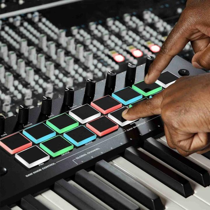 Actual product image M-Audio Oxygen Pro 49 (Keyboards)