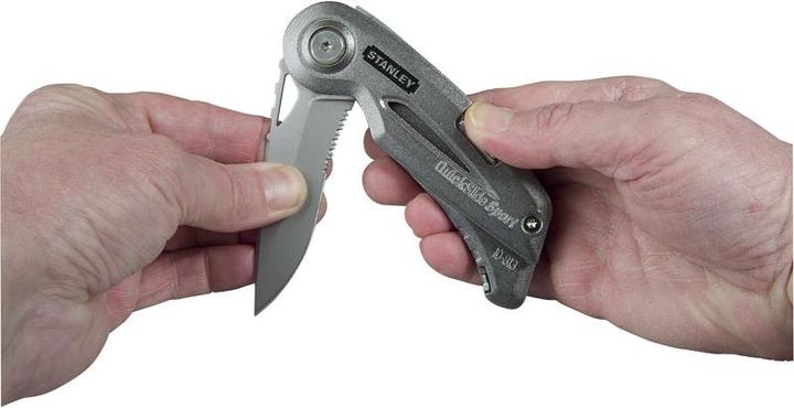 Actual product image Stanley Quickslide II Sports Knife (Cutters)