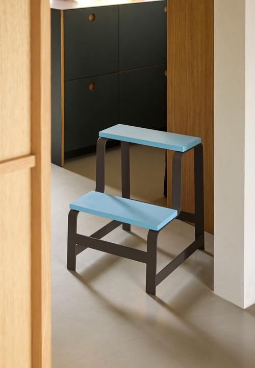 Image du produit Hübsch Step Hocker Blau/Braun