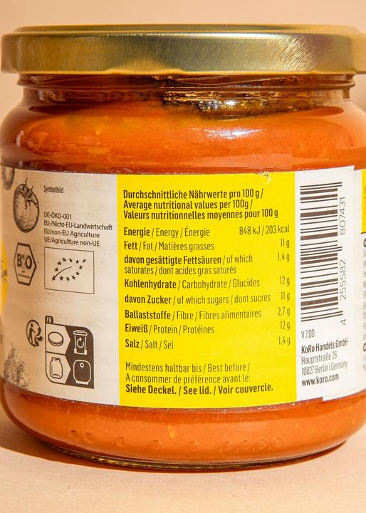 Nährwerte und Zutaten KoRo Bio Curry-Tomatensauce mit veganer Bio Bratwurst auf Basis von Tofu und Weizeneiweiss (3500 g)