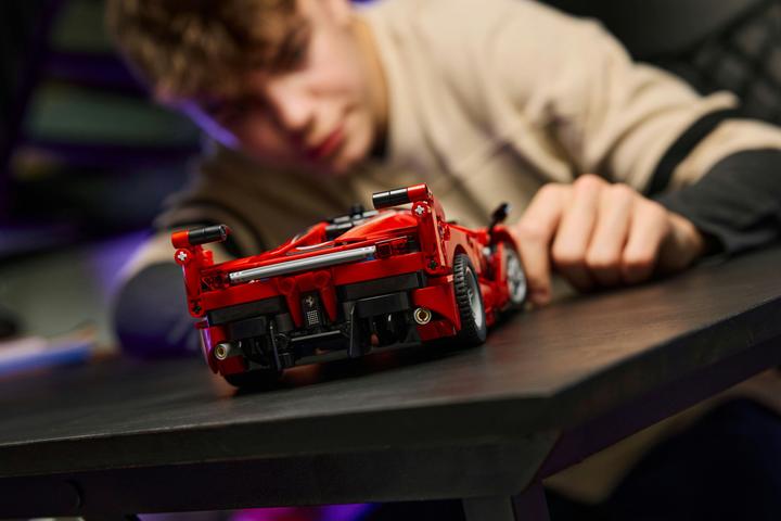 Image du produit LEGO Ferrari FXX K (42212, LEGO Technic)