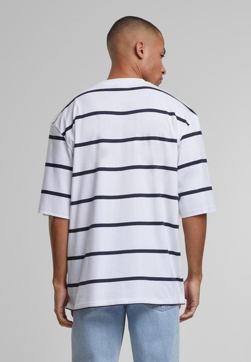 Actual product image Urban Classics Oversized Sleeve Modern Stripe Tee - 139403 (S)
