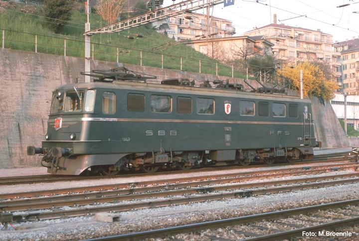 Immagine prodotto Piko Locomotiva SBB Canton Ae 6/6 11409 BASELLAND verde Ep. IV DCS (Traccia H0)