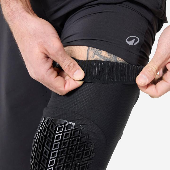 Actual product image Rockrider All-Mountain and Enduro Light D3O® Knee Pads for MTB (XL, Knee pad, Pair)