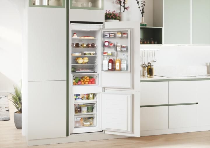Produktbild Candy Fresco CBT5518EW Kühl- und Gefrierkombination Integriert 248 l E Weiss (248 l)