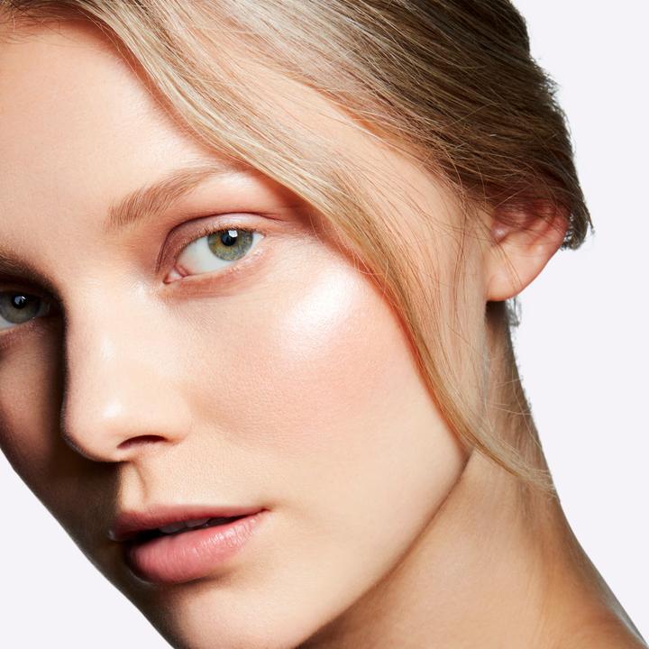 Immagine prodotto MAC Cosmetics Fard Extra Dimension - FAIRLY PRECIOUS (Abbastanza prezioso)