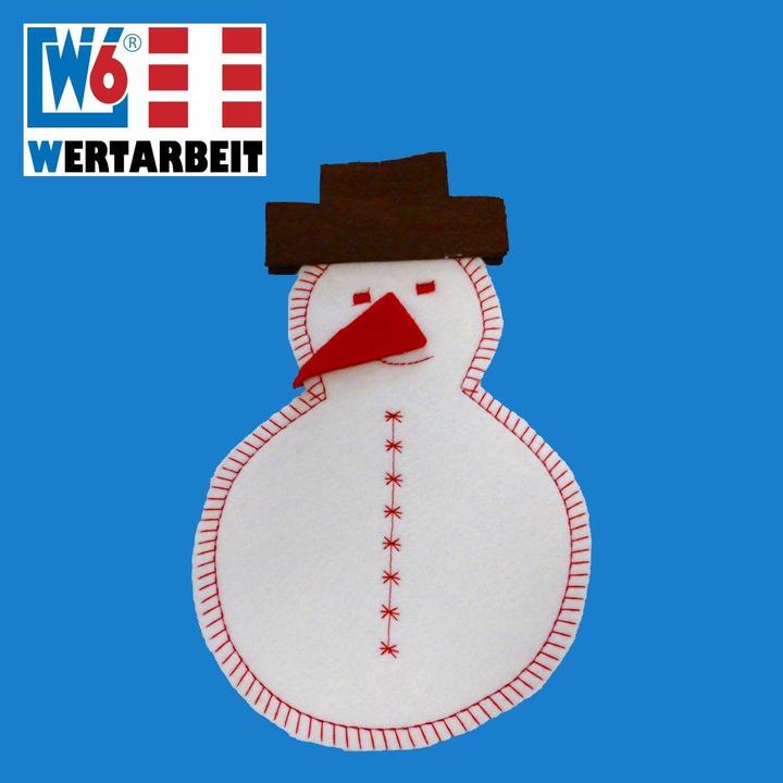 Actual product image W6 N 9000 QPL quilting, patchwork and longarm sewing machine