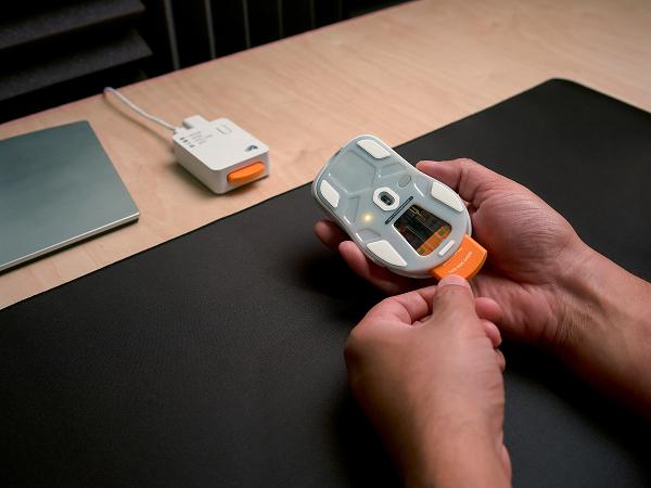 Produktbild Glorious Model D 3 Wireless Mouse White (Kabellos)