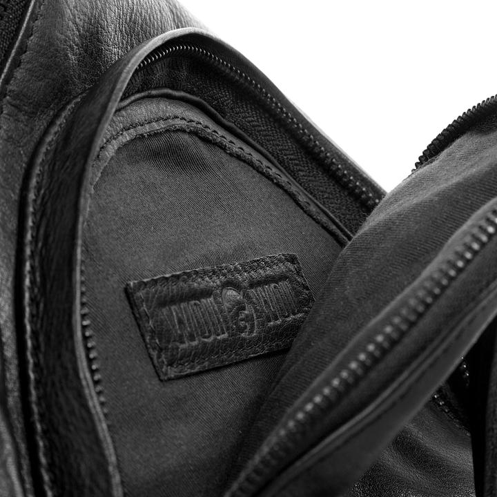 Actual product image Wou Wou Umhängetasche