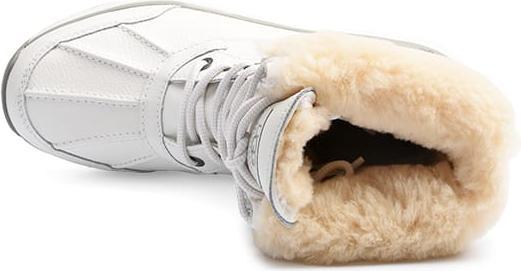 Actual product image Ugg Adirondack Boot III (36)