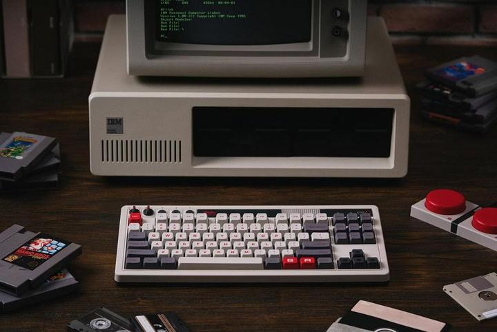 Actual product image 8bitdo Mechanical keyboard N Edition (Eng. Int., Cable, Wireless)