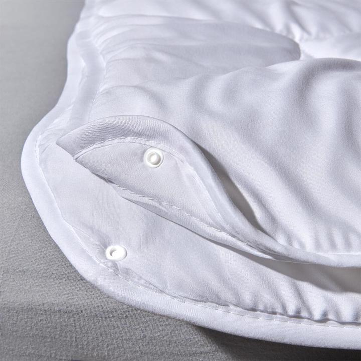 Actual product image Traumschlaf Basic Faserdecke Vierjahreszeiten (1250 g, 135 x 200 cm)