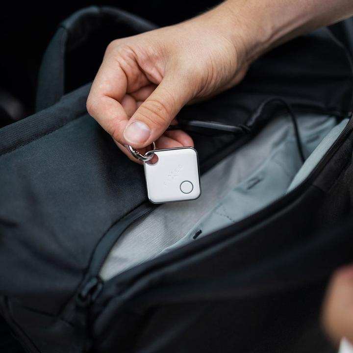 Actual product image Fixed Tag with Find My support, White (iOS)