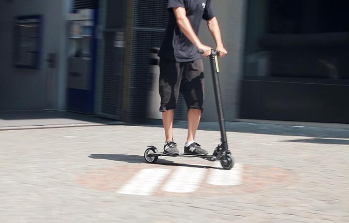 Image du produit SoFlow Flowboard Air Carbon (20 km/h, 30 km, 300 W)
