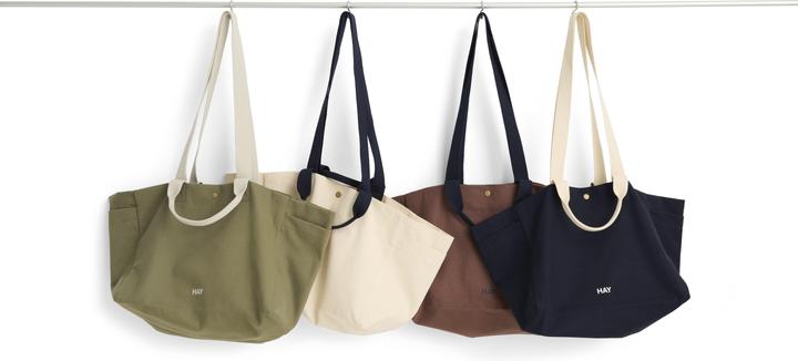 Produktbild HAY - Weekend Bag Organic - Small - Olive