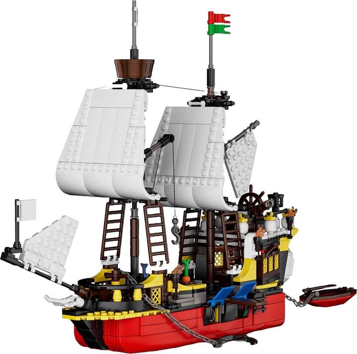 Actual product image Mould King RedBeard's Revenge