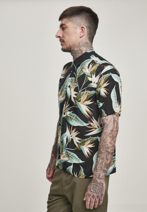 Actual product image Urban Classics Blossoms Resort Shirt (XL)