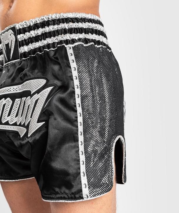 Produktbild Venum Absolute 2.0 Muay Thai Shorts - Black/Silver - M (M)