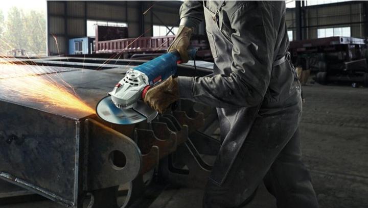 Produktbild Bosch Professional GWS 24-230 P (230 mm)