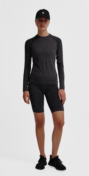 Actual product image hummel Ci Seamless T-Shirt L/S (XS)