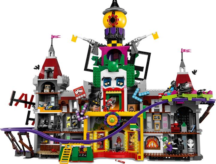 Actual product image LEGO Batman The Joker Manor (70922, LEGO DC)