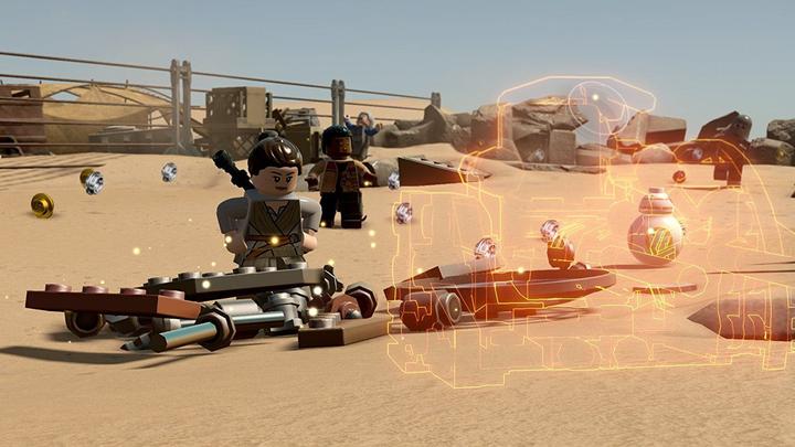 Image du produit WB LEGO Star Wars : The Force Awakening (L'éveil de la force) (PS4, EN, IT)