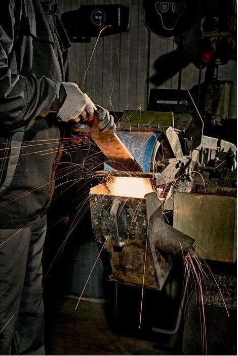 Productafbeelding Klingspor Schuurband CS 411 X lengte 2000 mm breedte 100 mm korrel 36 voor INOX zirkoonkorund (36)