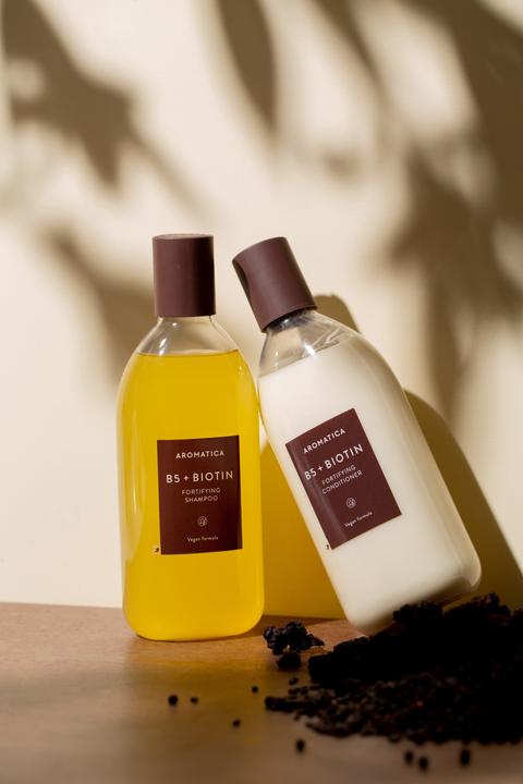 Actual product image Aromatica B5 + Biotin Fortifying Shampoo (Liquid shampoo)