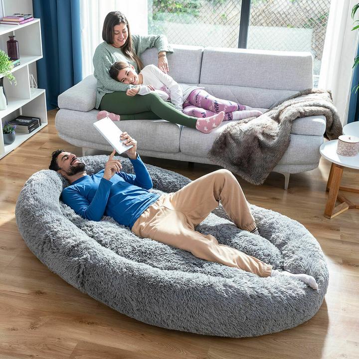 Actual product image InnovaGoods Dog bed for humans | Human Dog Bed XXL Grey (Dog)