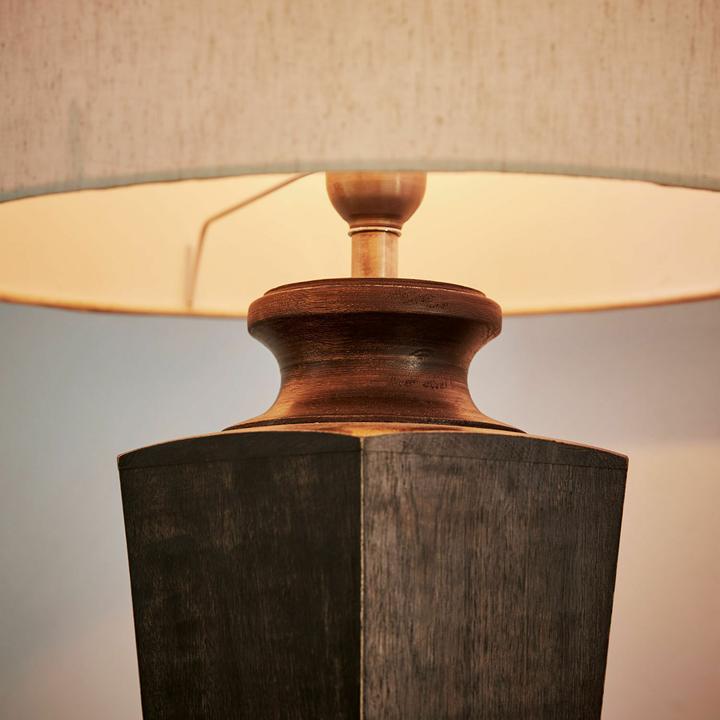 Image du produit Loberon Tischlampe Lyndhurst schwarz/beige (E27)