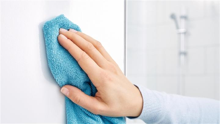 Immagine prodotto tesa Spatola per doccia SPAA con soluzione adesiva senza foratura