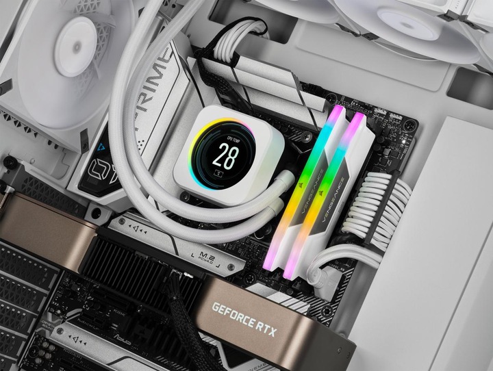 Productafbeelding Corsair Vengeance RGB (2 x 16GB, 6000 MHz, DDR5 RAM, DIMM 288 pin)