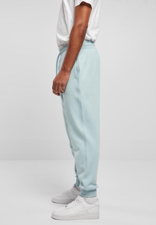 Actual product image Urban Classics Basic Sweatpants - 1324 (S)