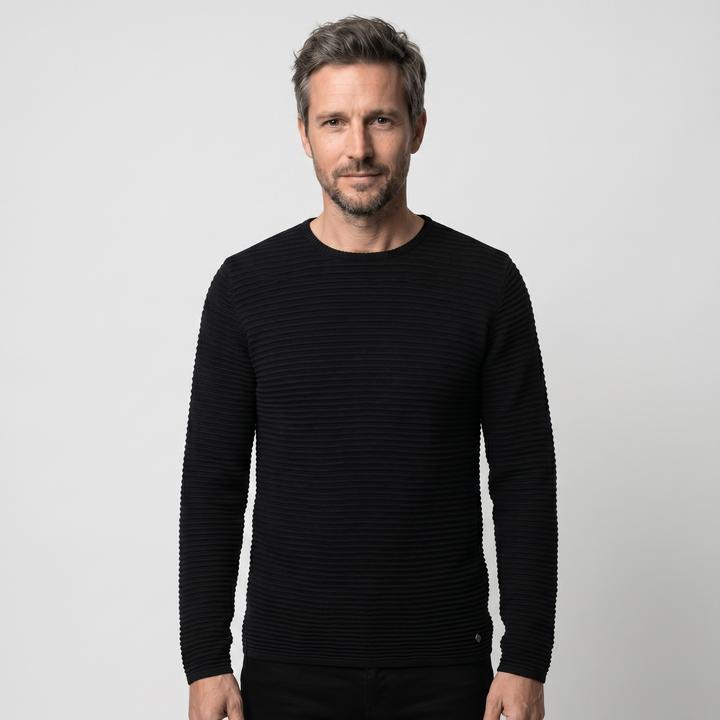 Black (799000)