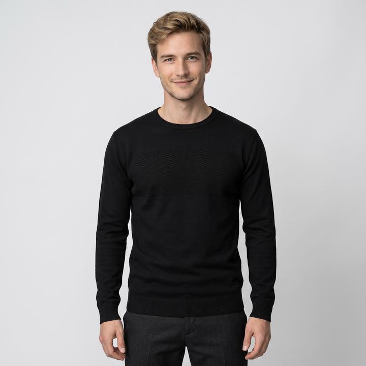Black (999)