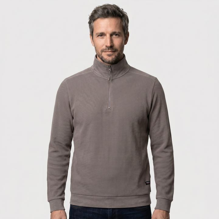 Pewter (902)