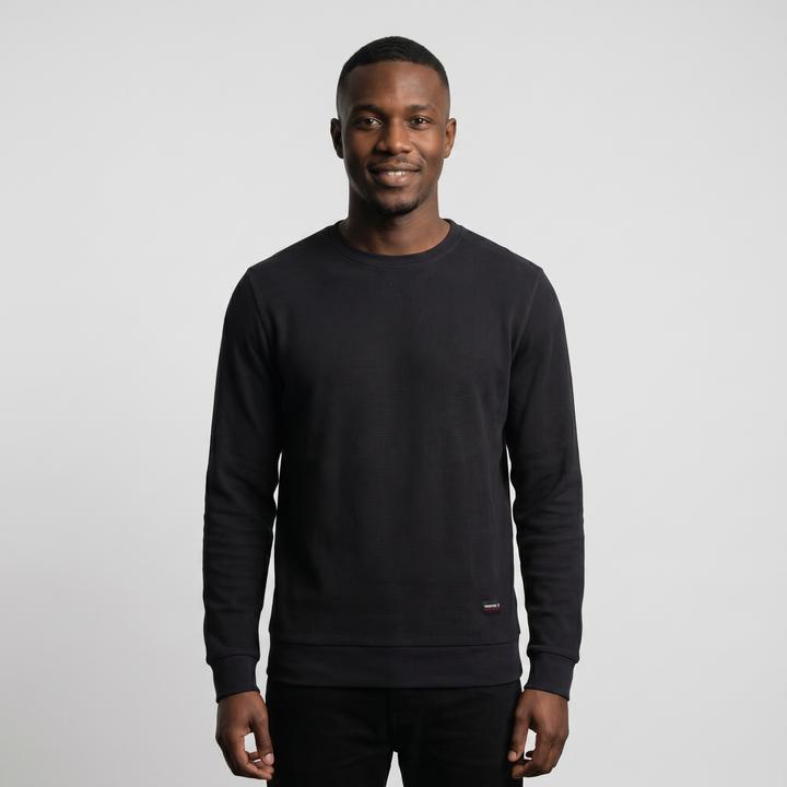 Black (999)