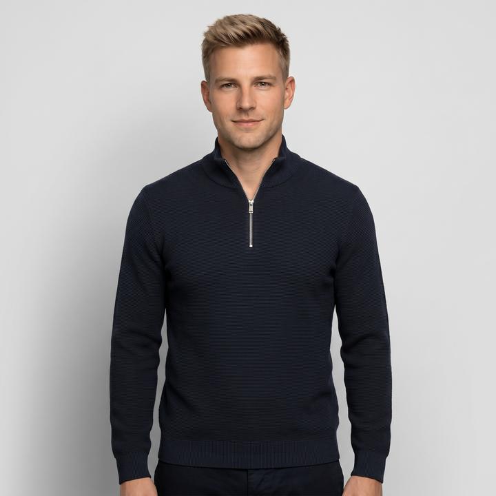 Marine foncée
