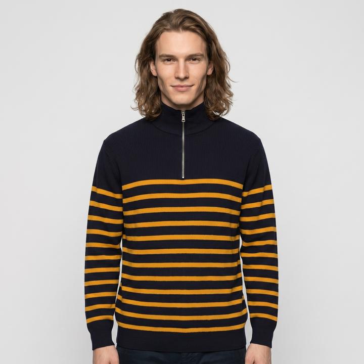 Navy Blau